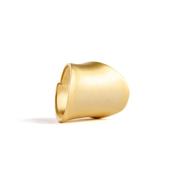 Refined Gold Ring - Image 3