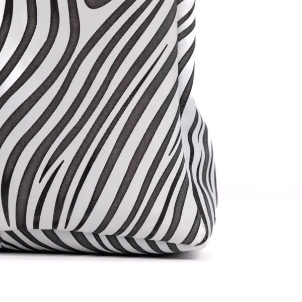 Not so minnie Zebra Bag - Image 3
