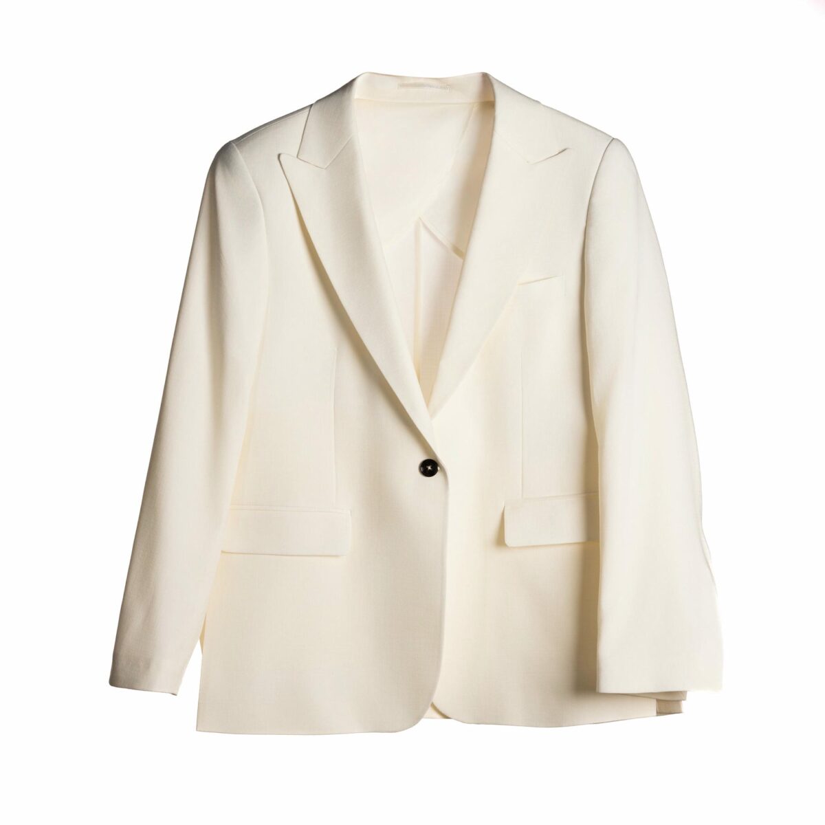 Classic White Cloud Linen Blazer - Image 4
