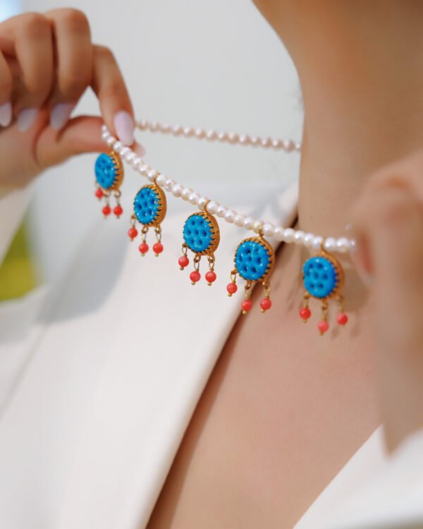 White Pearls Necklace