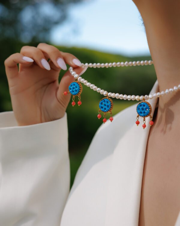 White Pearls Necklace - Image 3