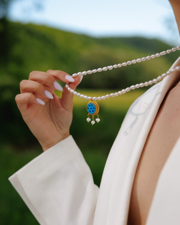 White Pearls Necklace - Image 3