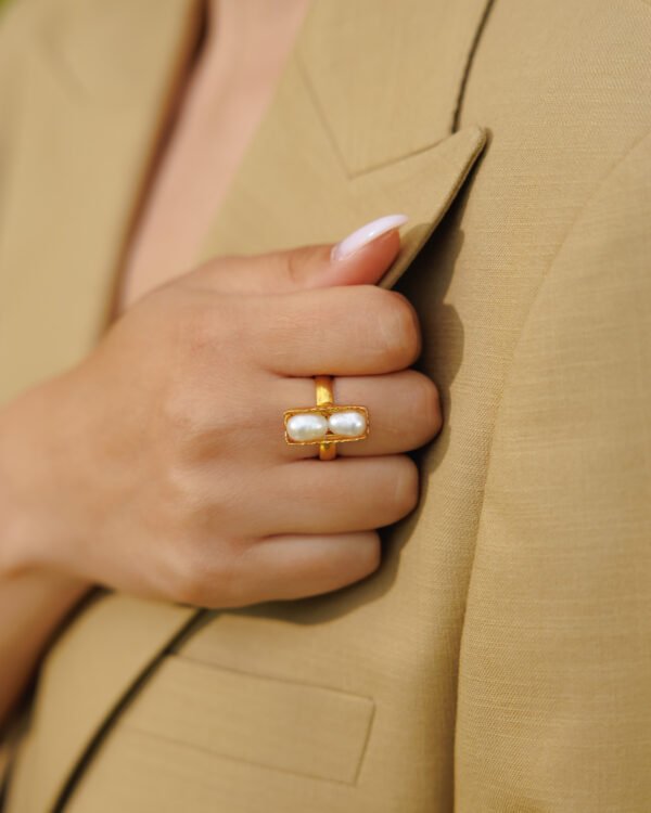 White Pearl Ring
