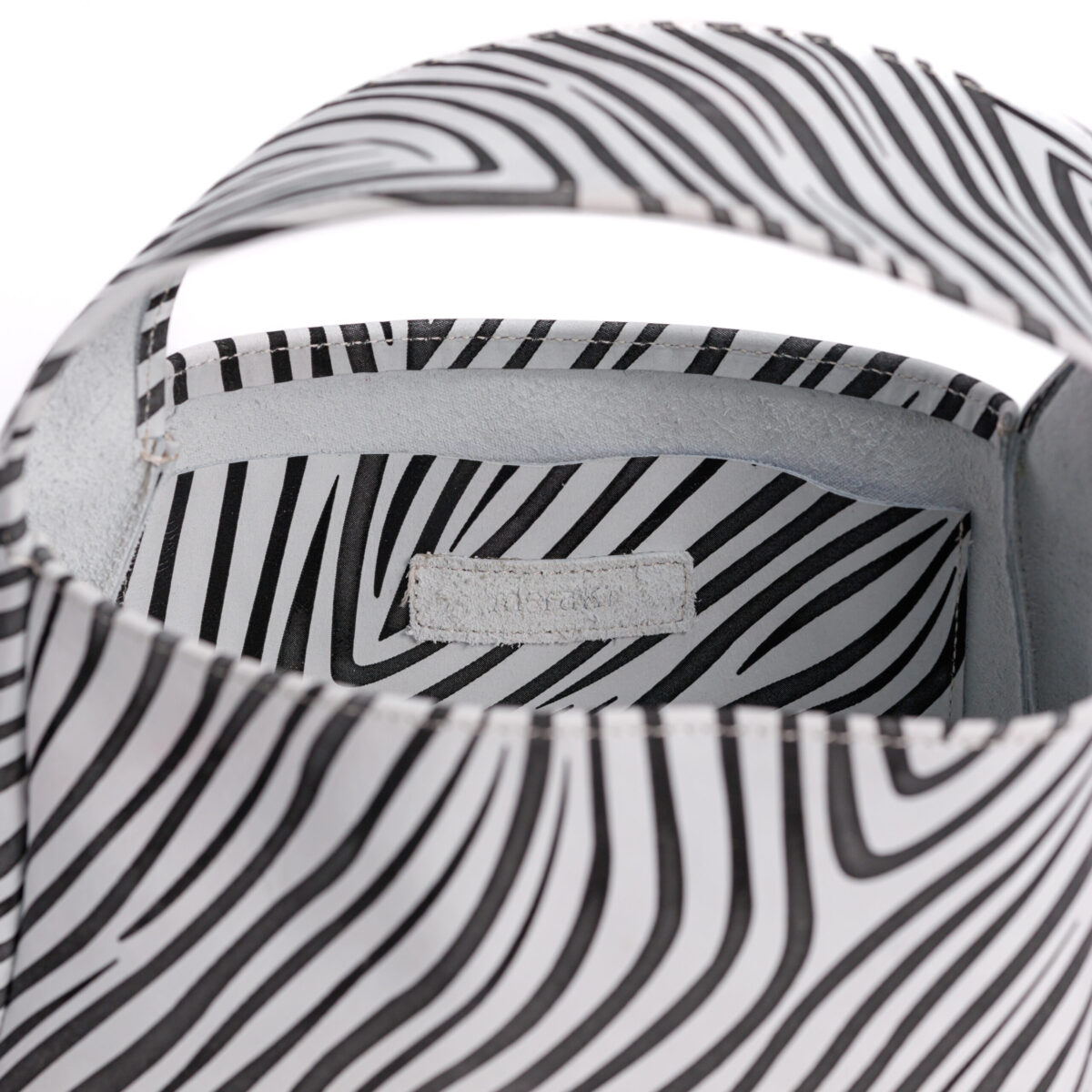 Not so minnie Zebra Bag - Image 4