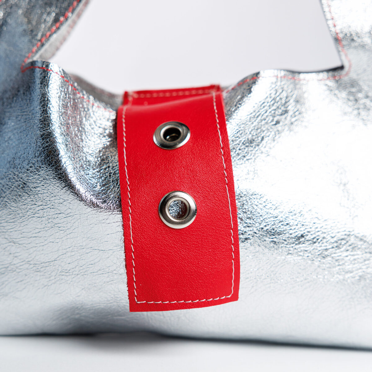Red SilverNova - Image 3
