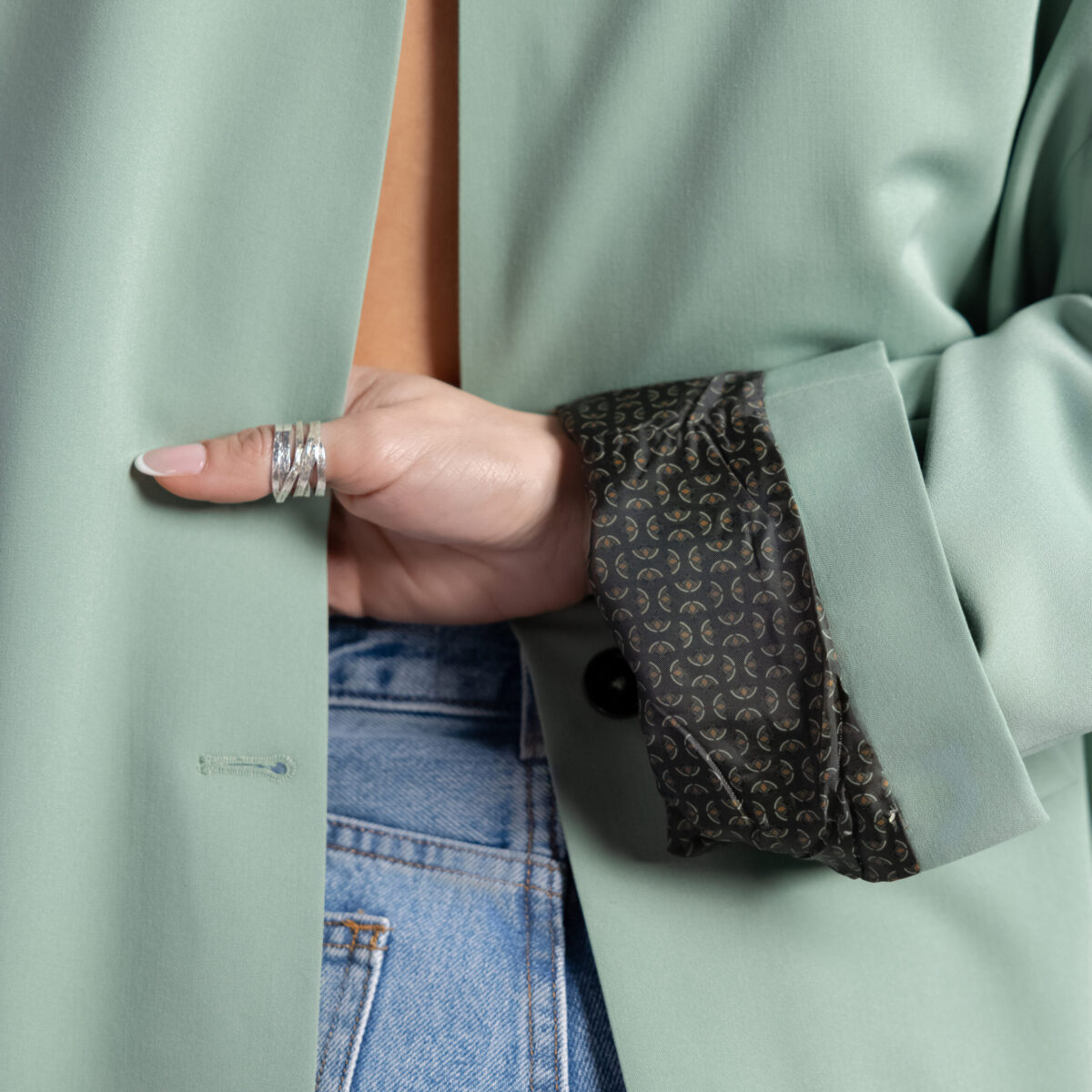 Pistachio Green Wool Blazer - Image 4