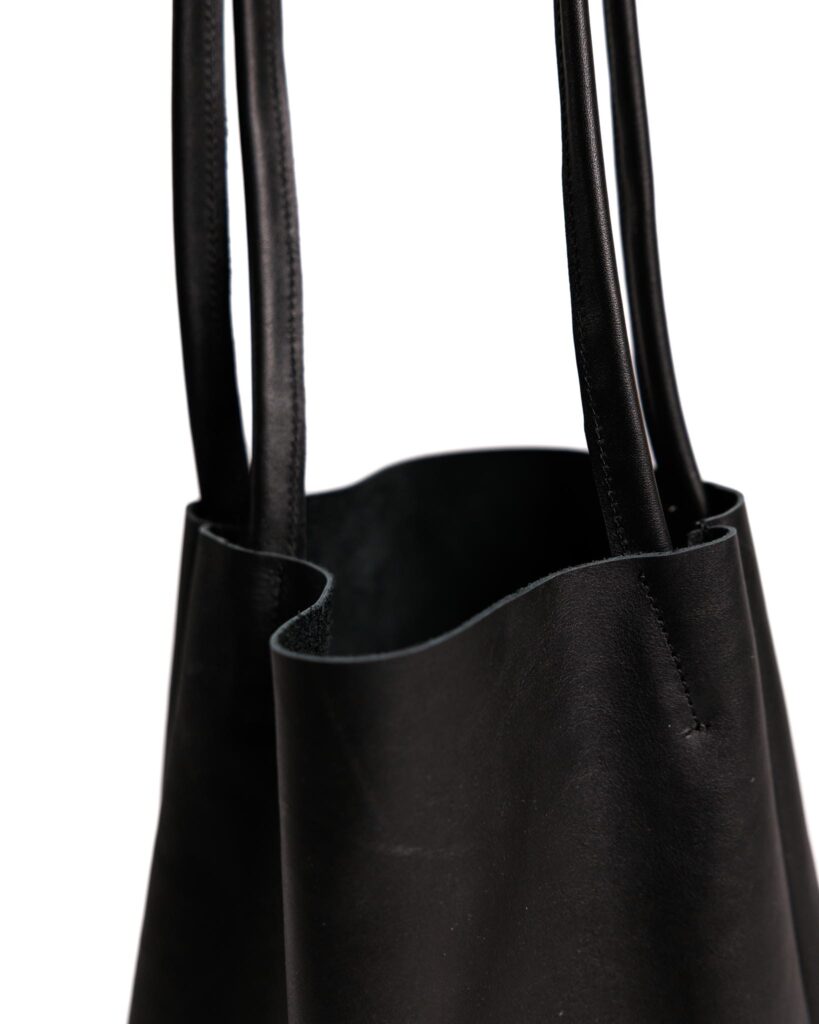 The Margot – Black