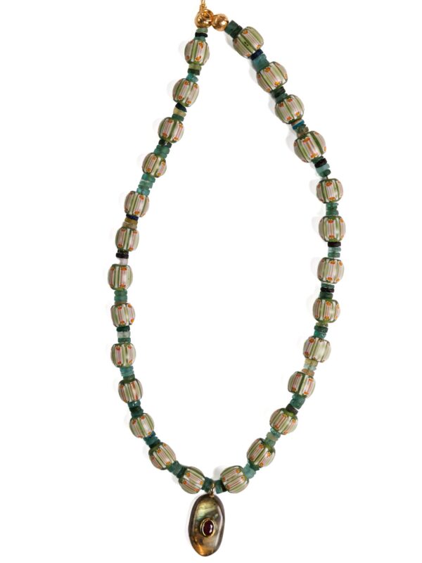 Green Bead Necklace with Pendant
