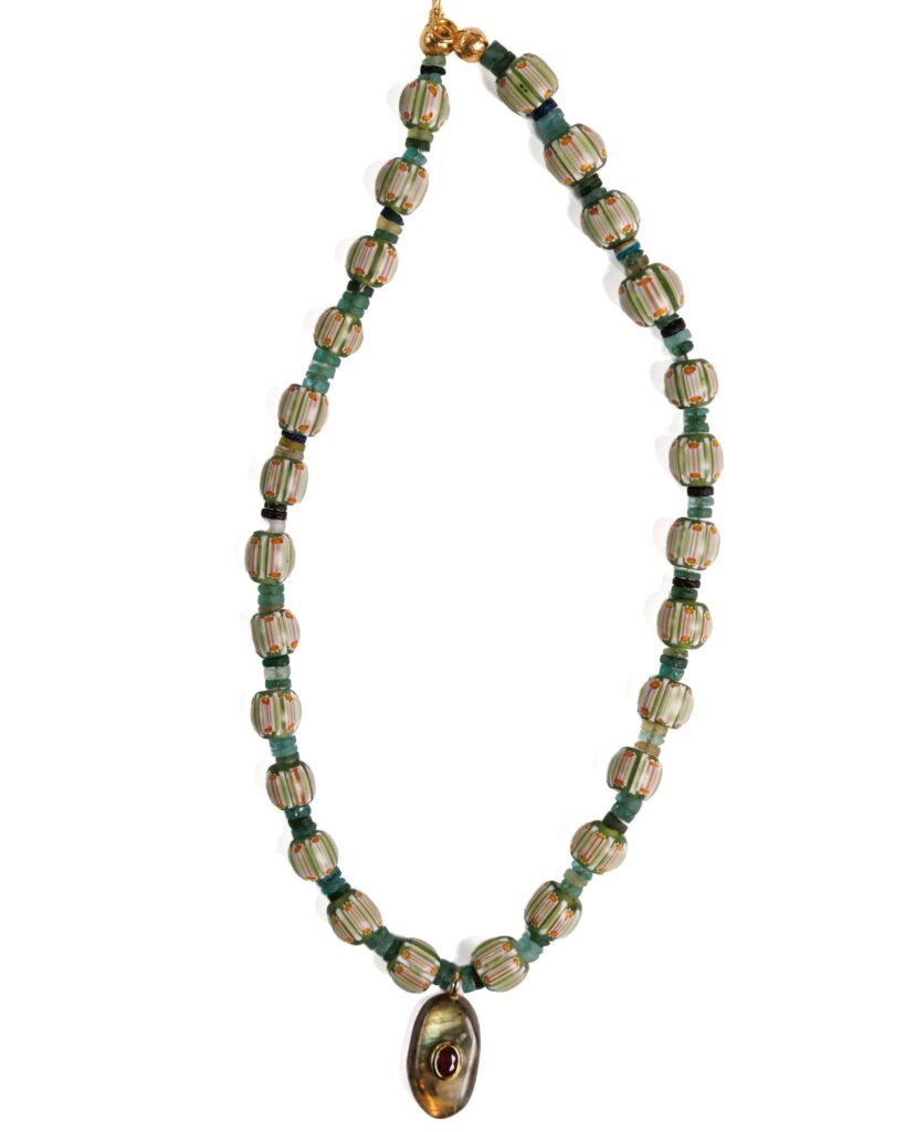 Green Bead Necklace with Pendant