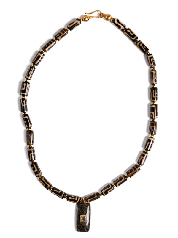 Dark Bead Necklace with Pendant