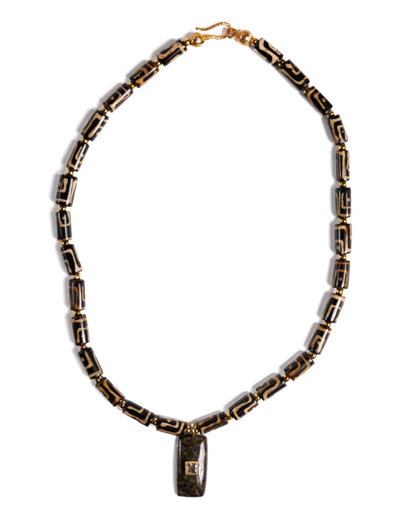 Dark Bead Necklace with Pendant